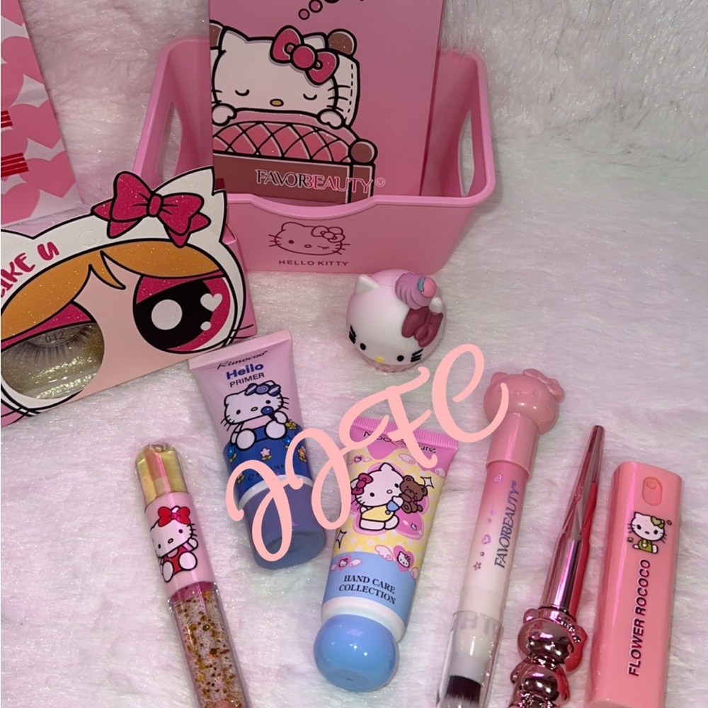 Cute Hello Kitty small makeup box - Picture 4 of 5